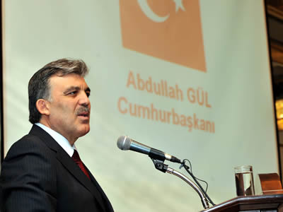 Cumhurbaşkanı Gül: "Türkiye'de Sorunların Çözülmesi İçin Ortam Var"